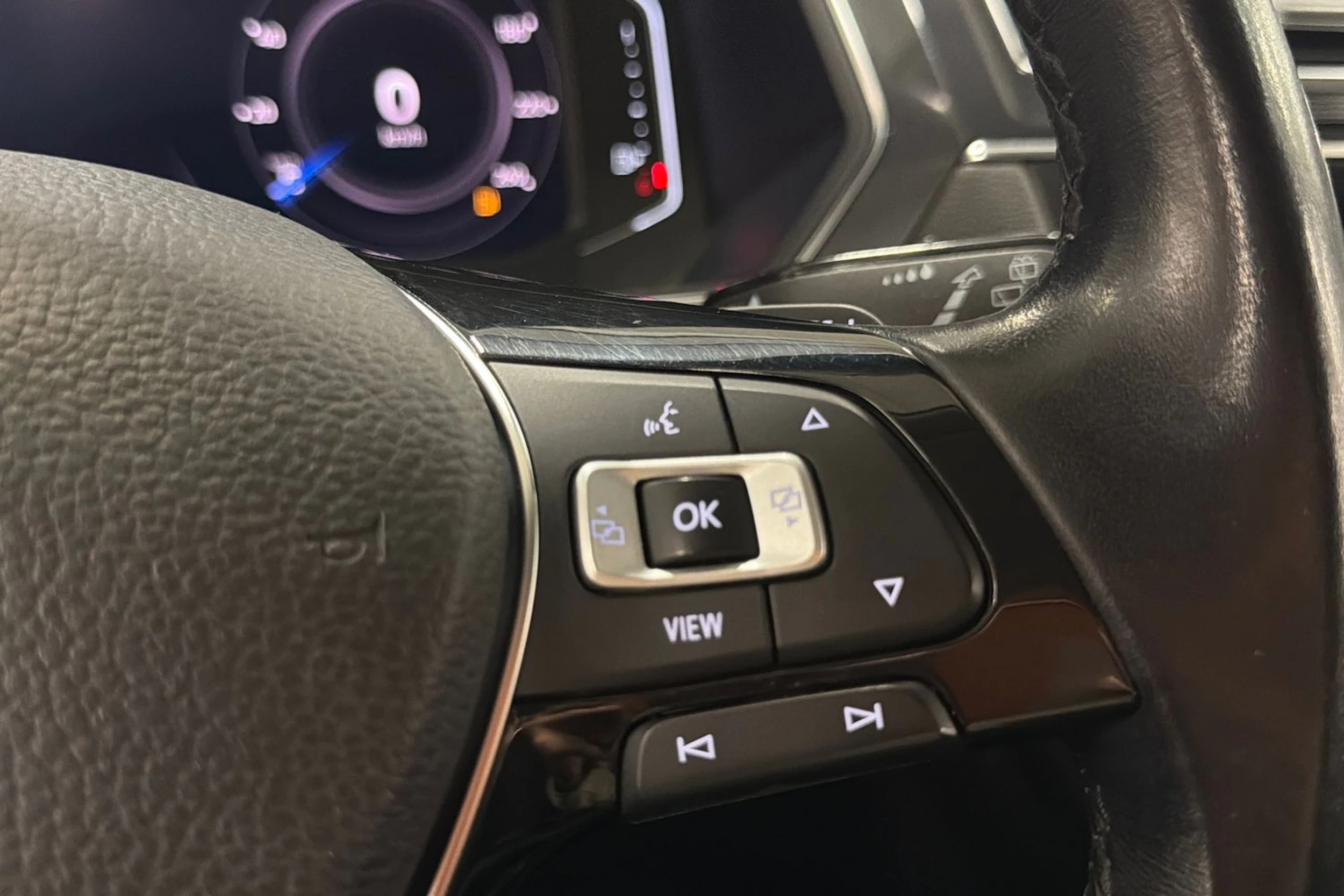 musta Volkswagen Tiguan Allspace 2019 kuva 15.