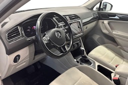 Valkoinen Volkswagen Tiguan Allspace 2019 kuva 7.