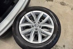 Valkoinen Volkswagen Tiguan Allspace 2019 kuva 13.