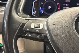 Valkoinen Volkswagen Tiguan Allspace 2019 kuva 19.