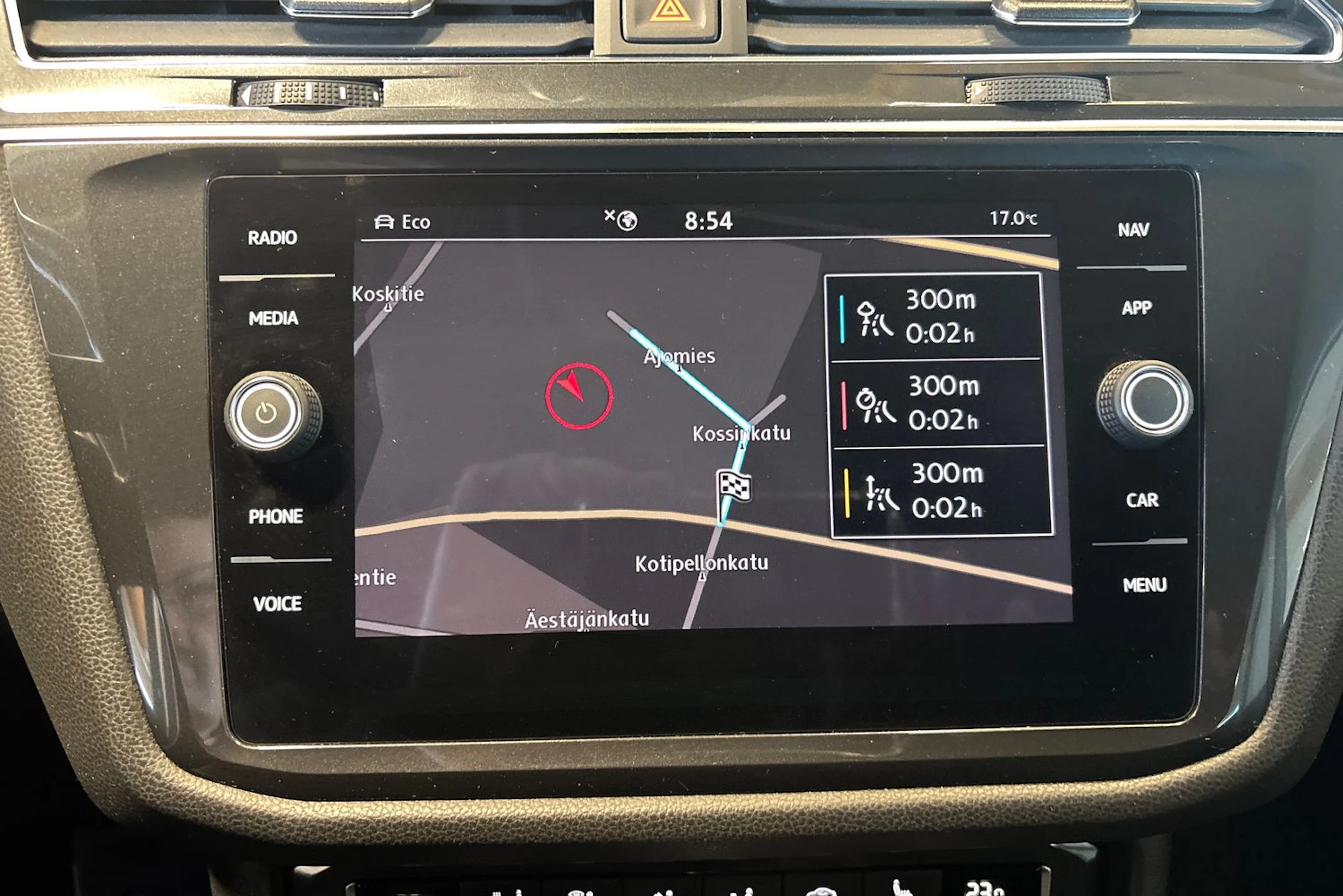 Sininen Volkswagen Tiguan Allspace 2019 kuva 12.