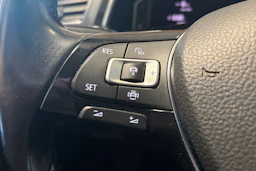 Sininen Volkswagen Tiguan Allspace 2019 kuva 13.