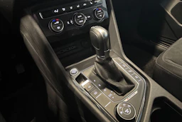 Sininen Volkswagen Tiguan Allspace 2019 kuva 15.
