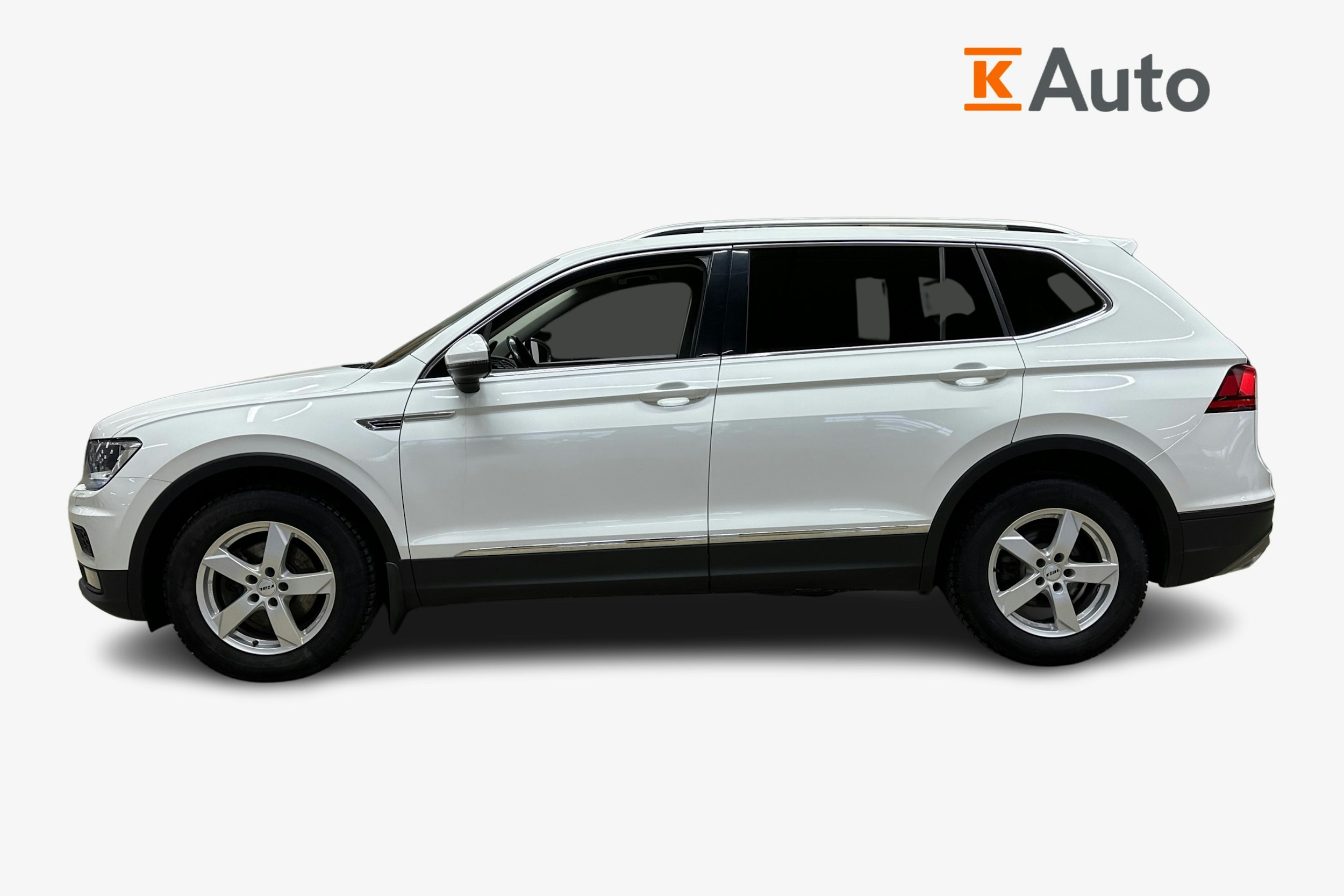 valkoinen Volkswagen Tiguan Allspace 2019 kuva 5.