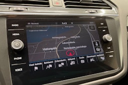 Sininen Volkswagen Tiguan Allspace 2019 kuva 20.