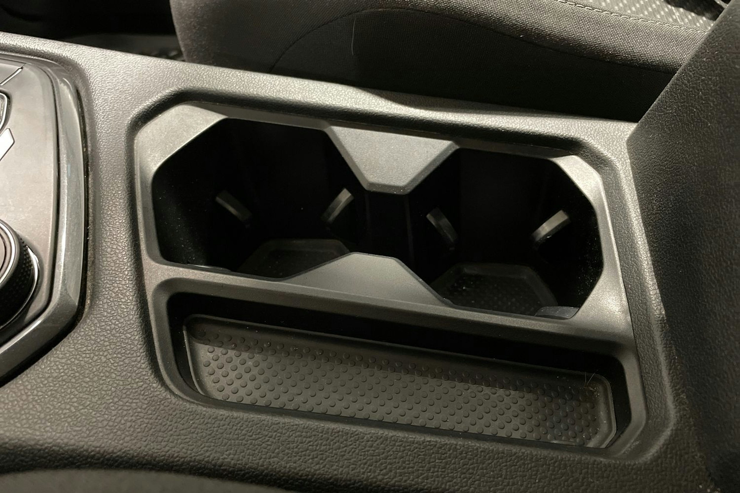 Sininen Volkswagen Tiguan Allspace 2019 kuva 25.