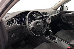 valkoinen Volkswagen Tiguan Allspace 2019 kuva 7.