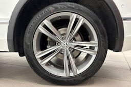 valkoinen Volkswagen Tiguan Allspace 2019 kuva 11.