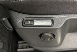 valkoinen Volkswagen Tiguan Allspace 2019 kuva 15.