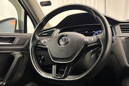 valkoinen Volkswagen Tiguan Allspace 2019 kuva 16.