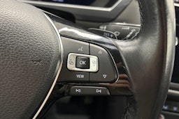 valkoinen Volkswagen Tiguan Allspace 2019 kuva 18.