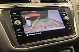 valkoinen Volkswagen Tiguan Allspace 2019 kuva 24.