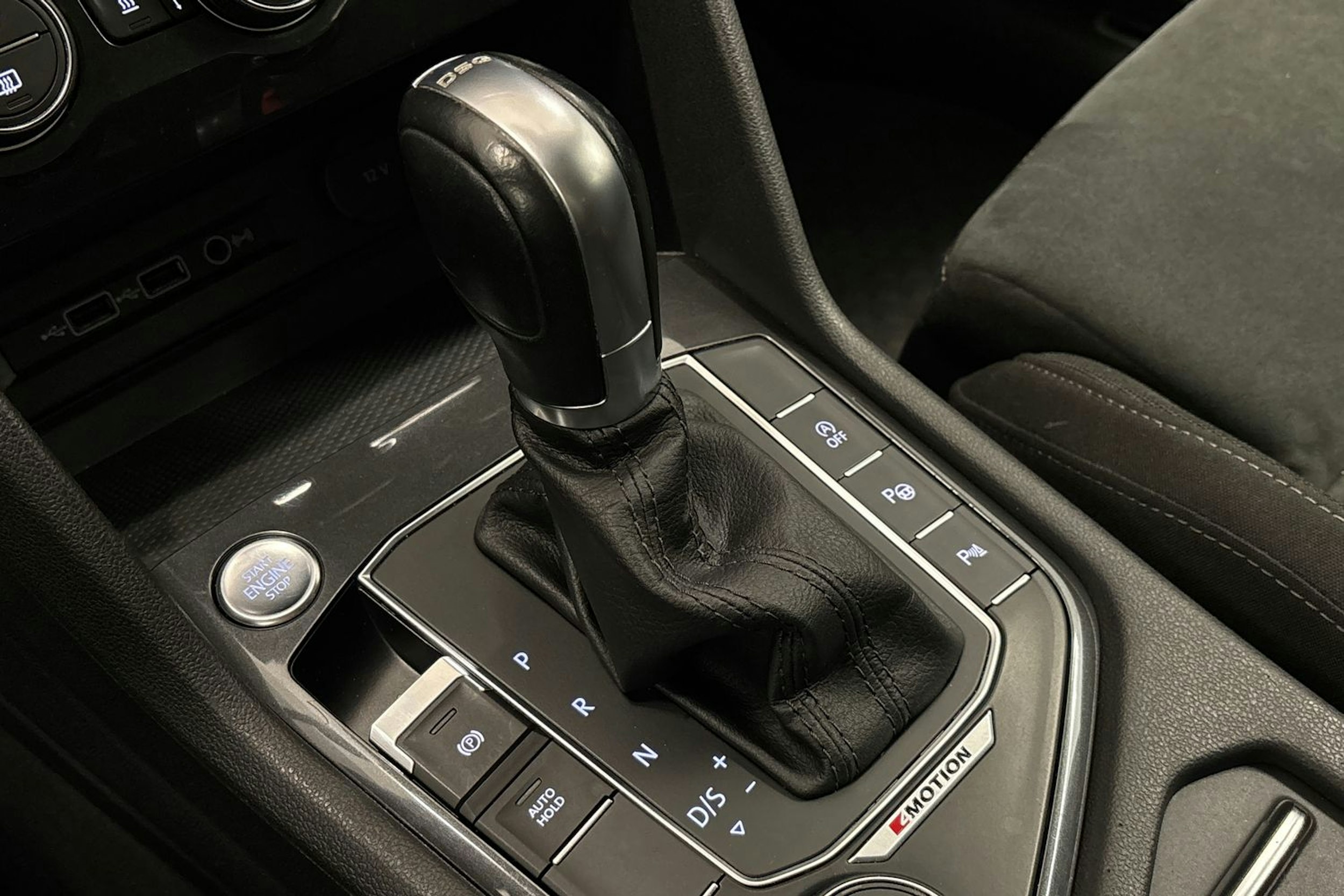 valkoinen Volkswagen Tiguan Allspace 2019 kuva 25.