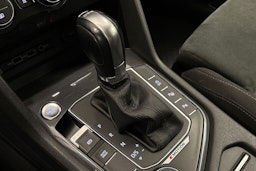 valkoinen Volkswagen Tiguan Allspace 2019 kuva 25.