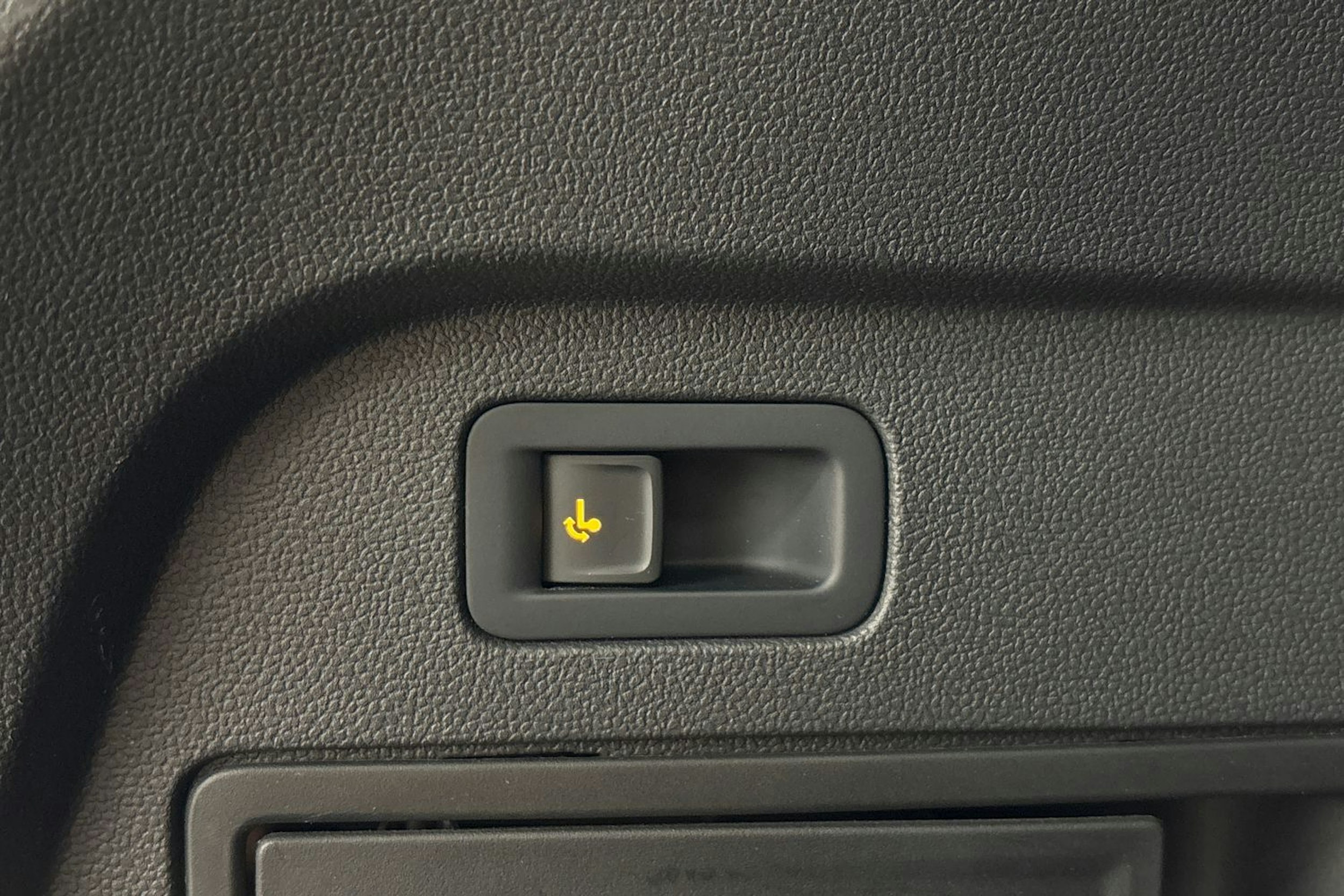 valkoinen Volkswagen Tiguan Allspace 2019 kuva 29.