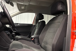 oranssi Volkswagen Tiguan Allspace 2020 kuva 14.