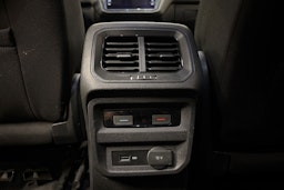 harmaa Volkswagen Tiguan Allspace 2020 kuva 18.