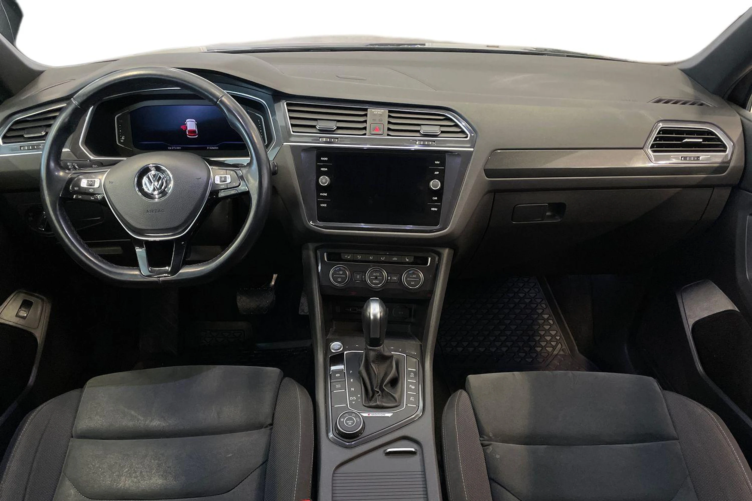 Harmaa Volkswagen Tiguan Allspace 2020 kuva 9.