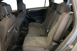 Harmaa Volkswagen Tiguan Allspace 2020 kuva 11.