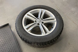 Harmaa Volkswagen Tiguan Allspace 2020 kuva 13.