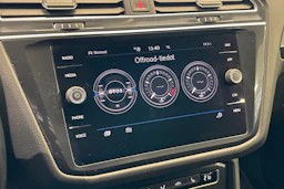 Harmaa Volkswagen Tiguan Allspace 2020 kuva 29.