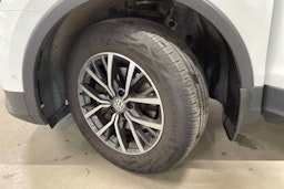 valkoinen Volkswagen Tiguan Allspace 2020 kuva 10.