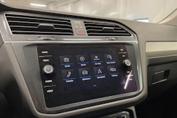 valkoinen Volkswagen Tiguan Allspace 2020 kuva 14.