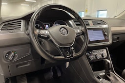valkoinen Volkswagen Tiguan Allspace 2020 kuva 22.