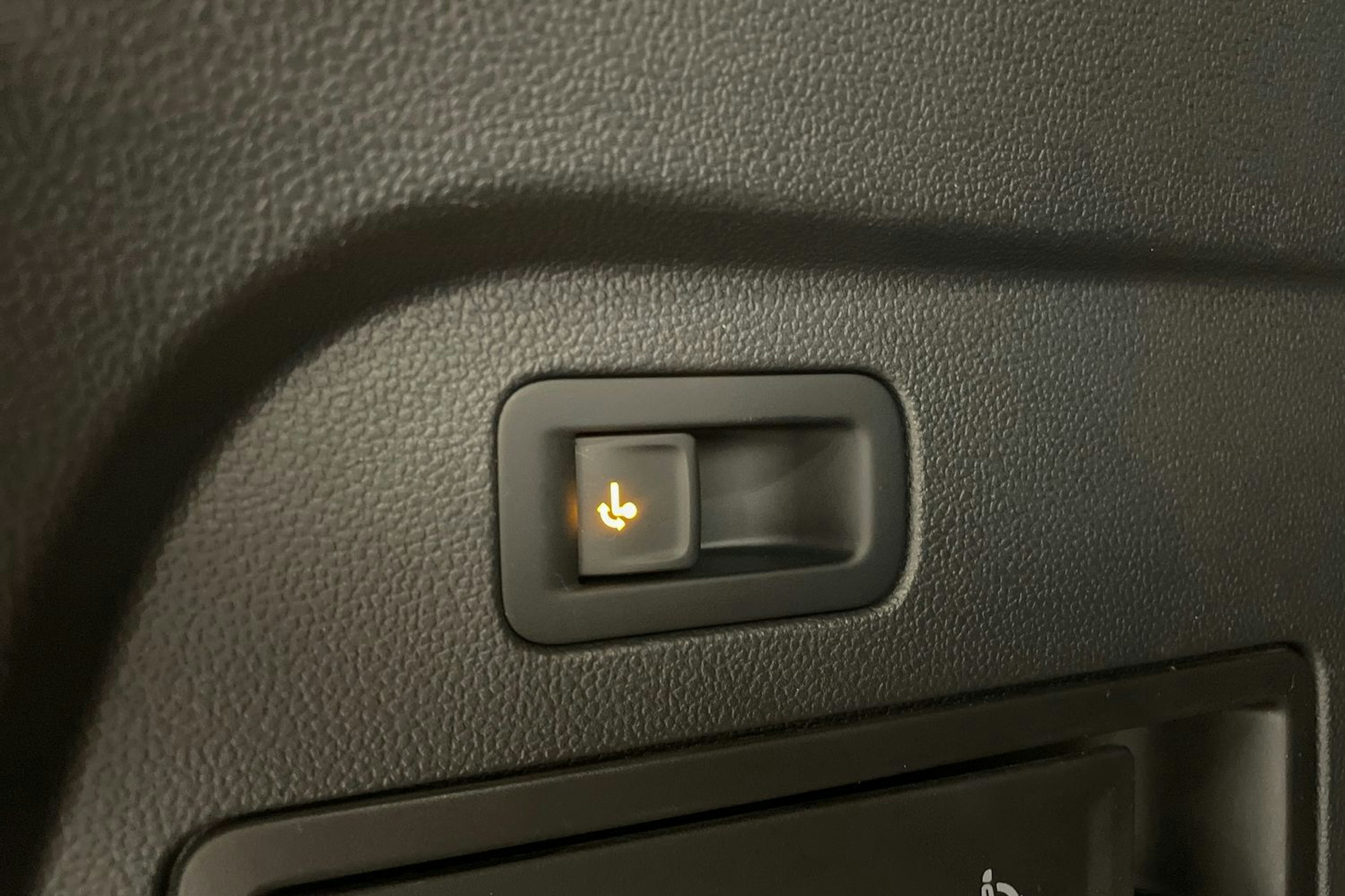 valkoinen Volkswagen Tiguan Allspace 2020 kuva 27.