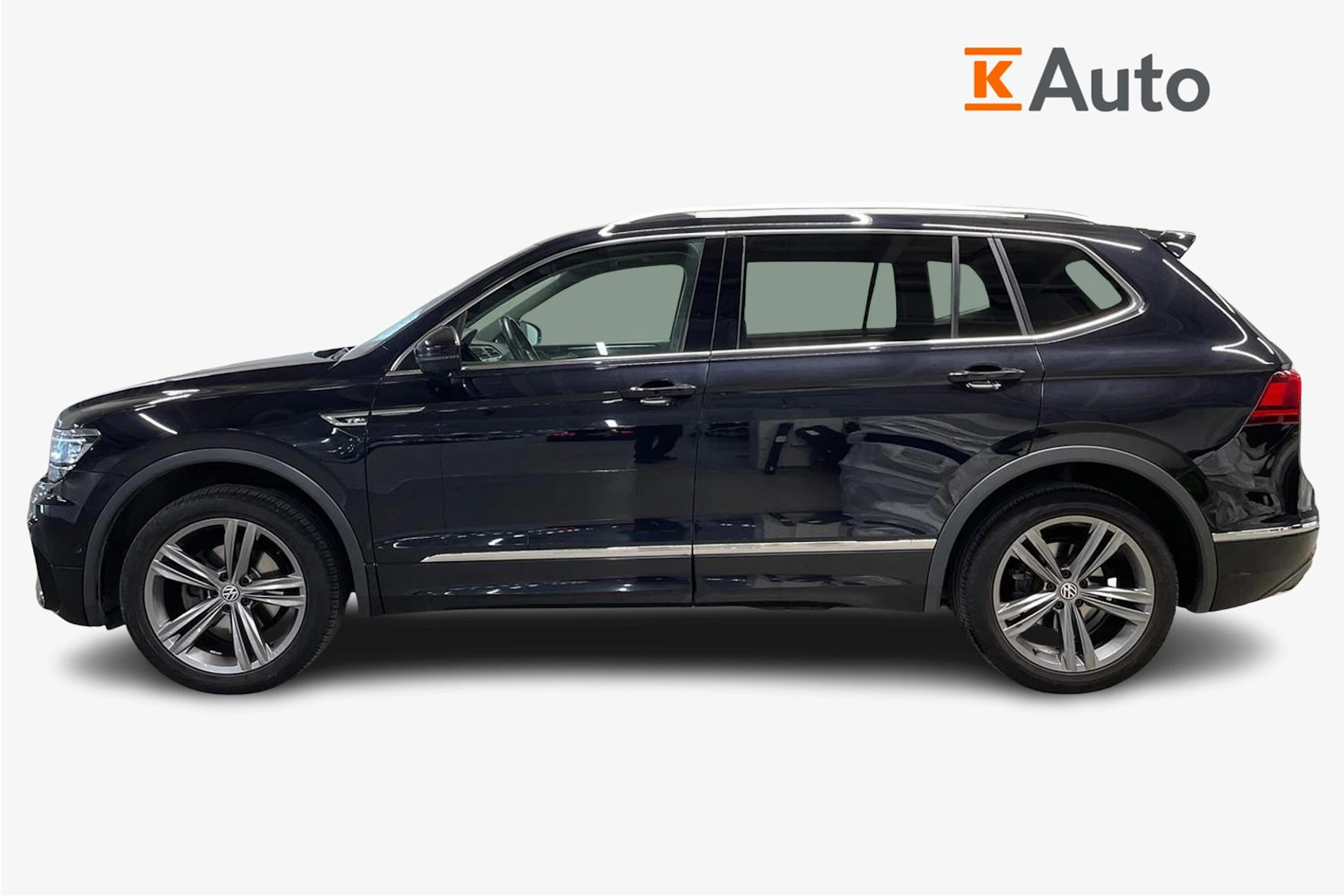 musta Volkswagen Tiguan Allspace 2020 kuva 7.