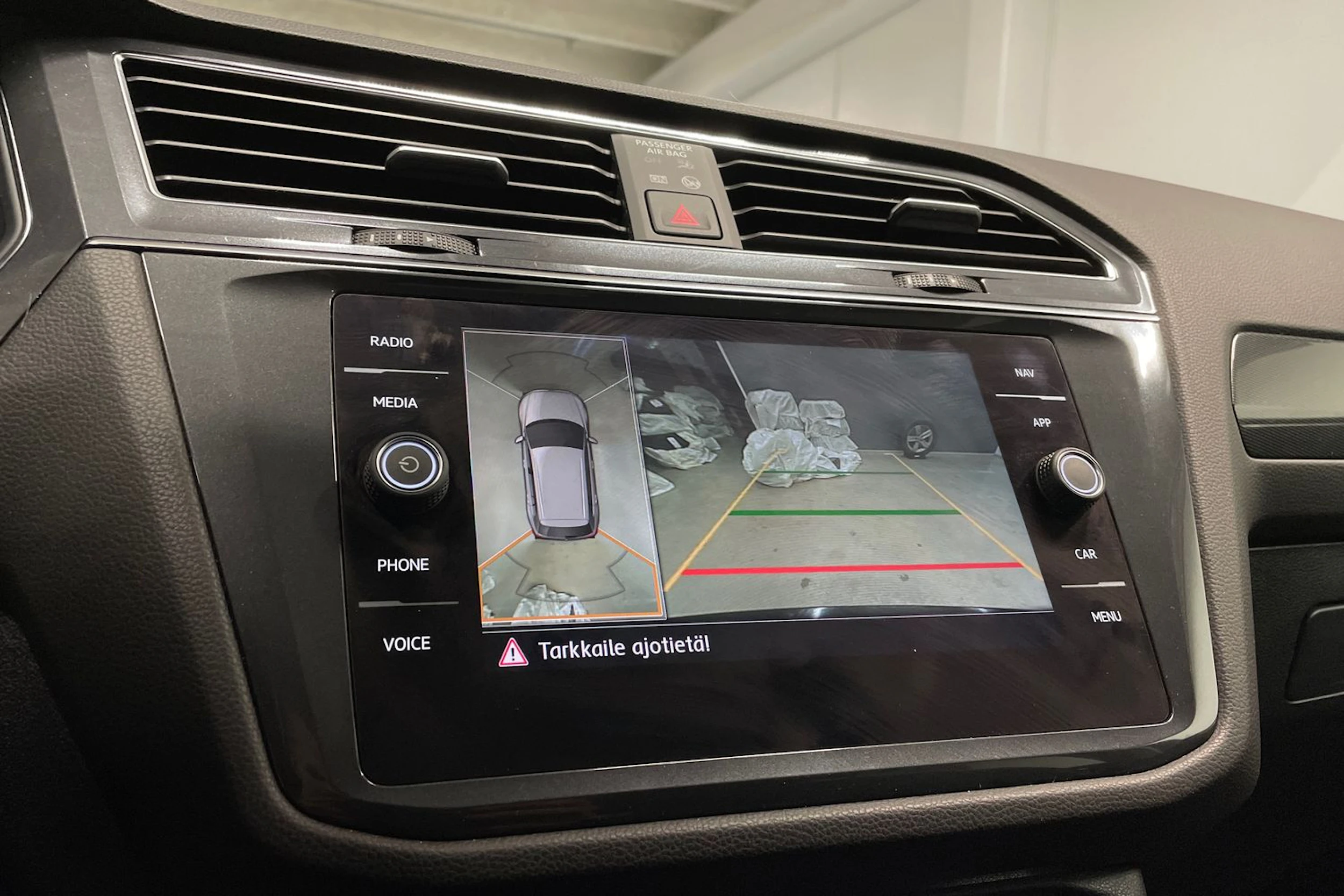 musta Volkswagen Tiguan Allspace 2020 kuva 23.