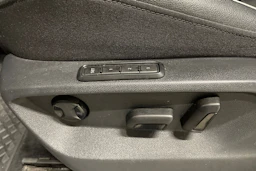 musta Volkswagen Tiguan Allspace 2020 kuva 29.