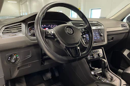 musta Volkswagen Tiguan Allspace 2020 kuva 30.