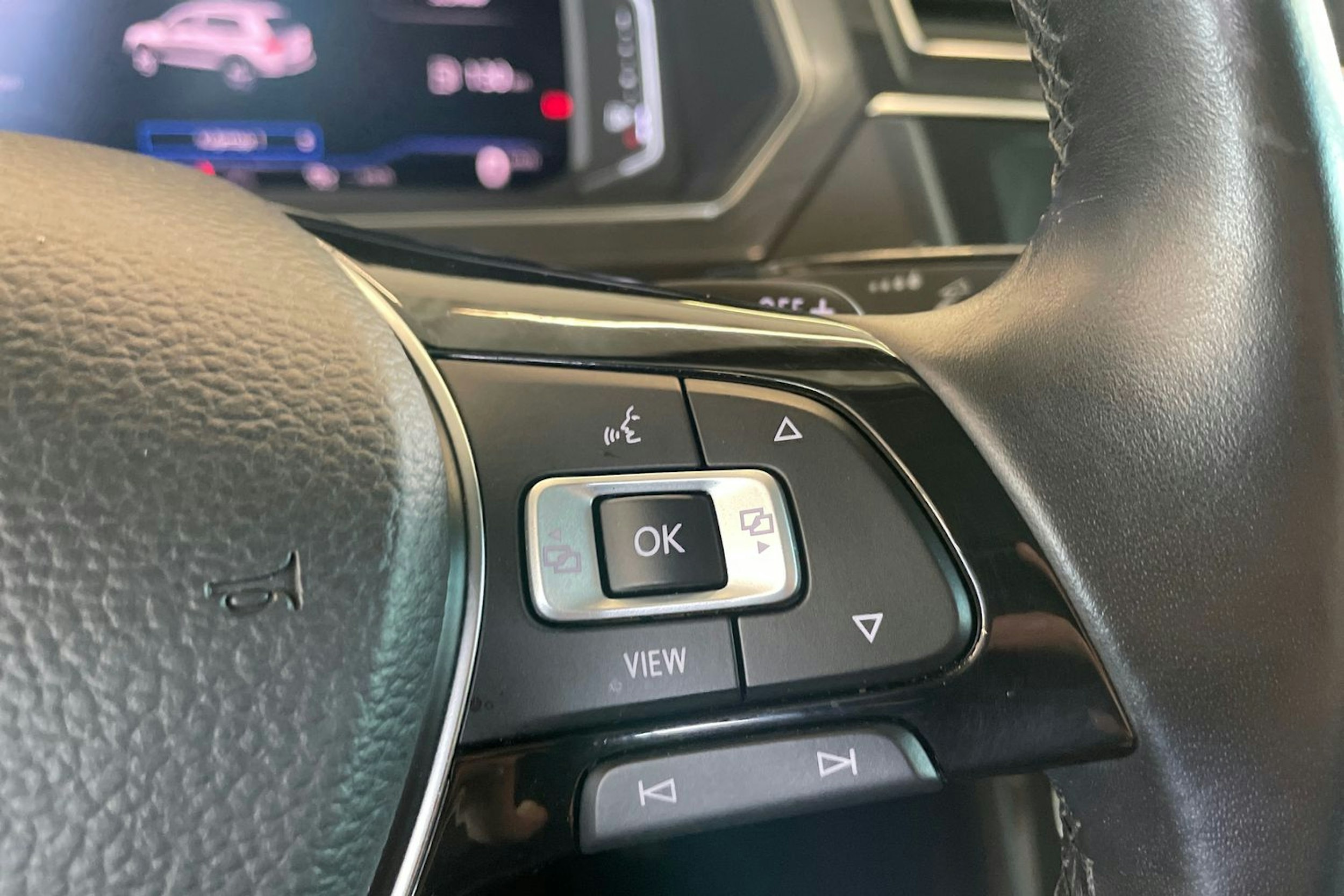 musta Volkswagen Tiguan Allspace 2020 kuva 15.