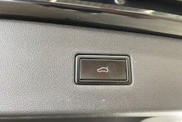 musta Volkswagen Tiguan Allspace 2020 kuva 37.