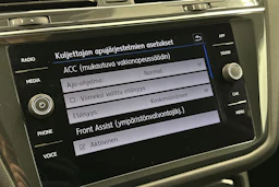 sininen Volkswagen Tiguan Allspace 2020 kuva 16.