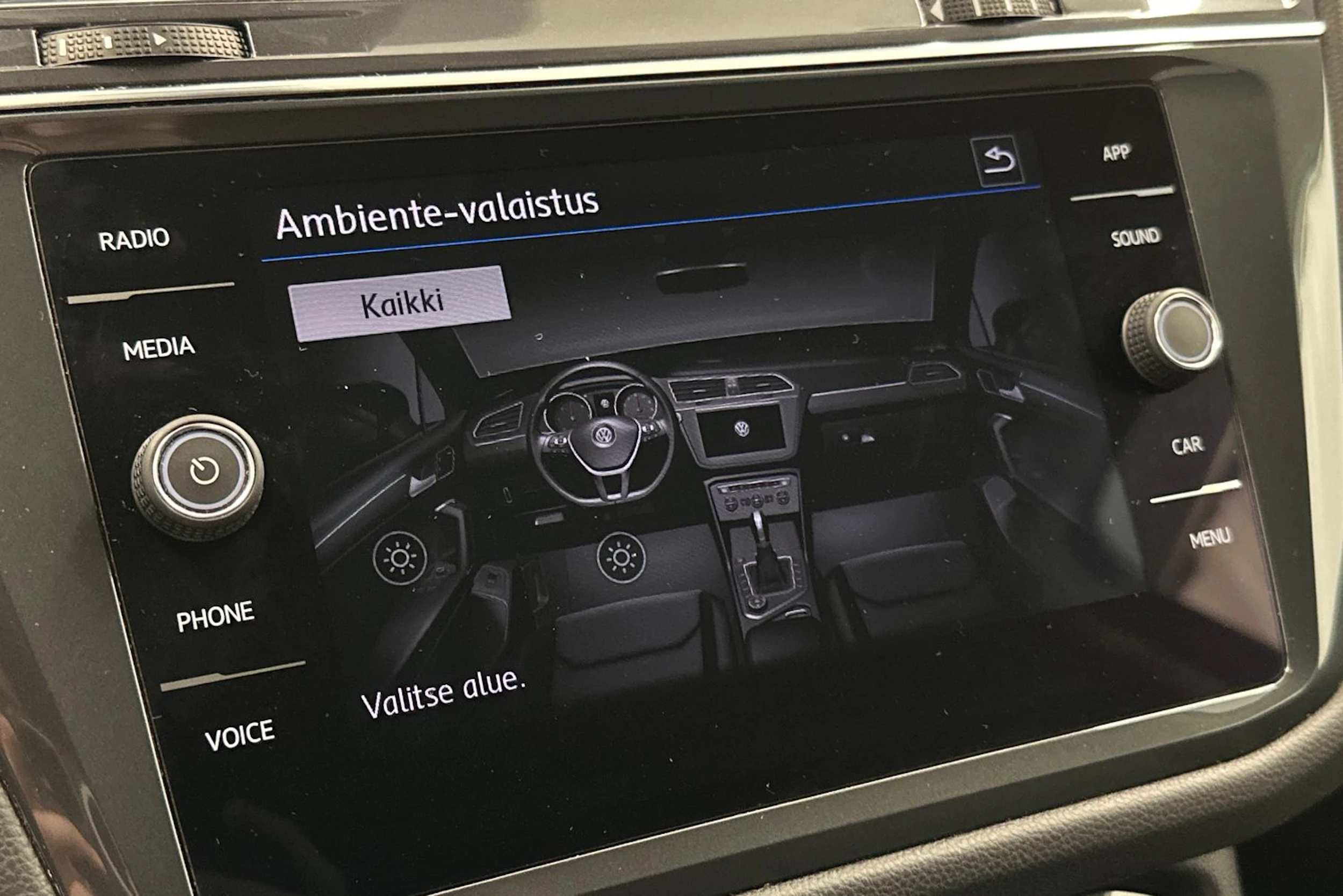 sininen Volkswagen Tiguan Allspace 2020 kuva 19.