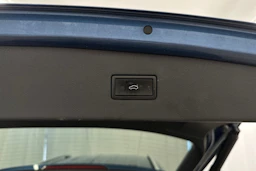 sininen Volkswagen Tiguan Allspace 2020 kuva 25.