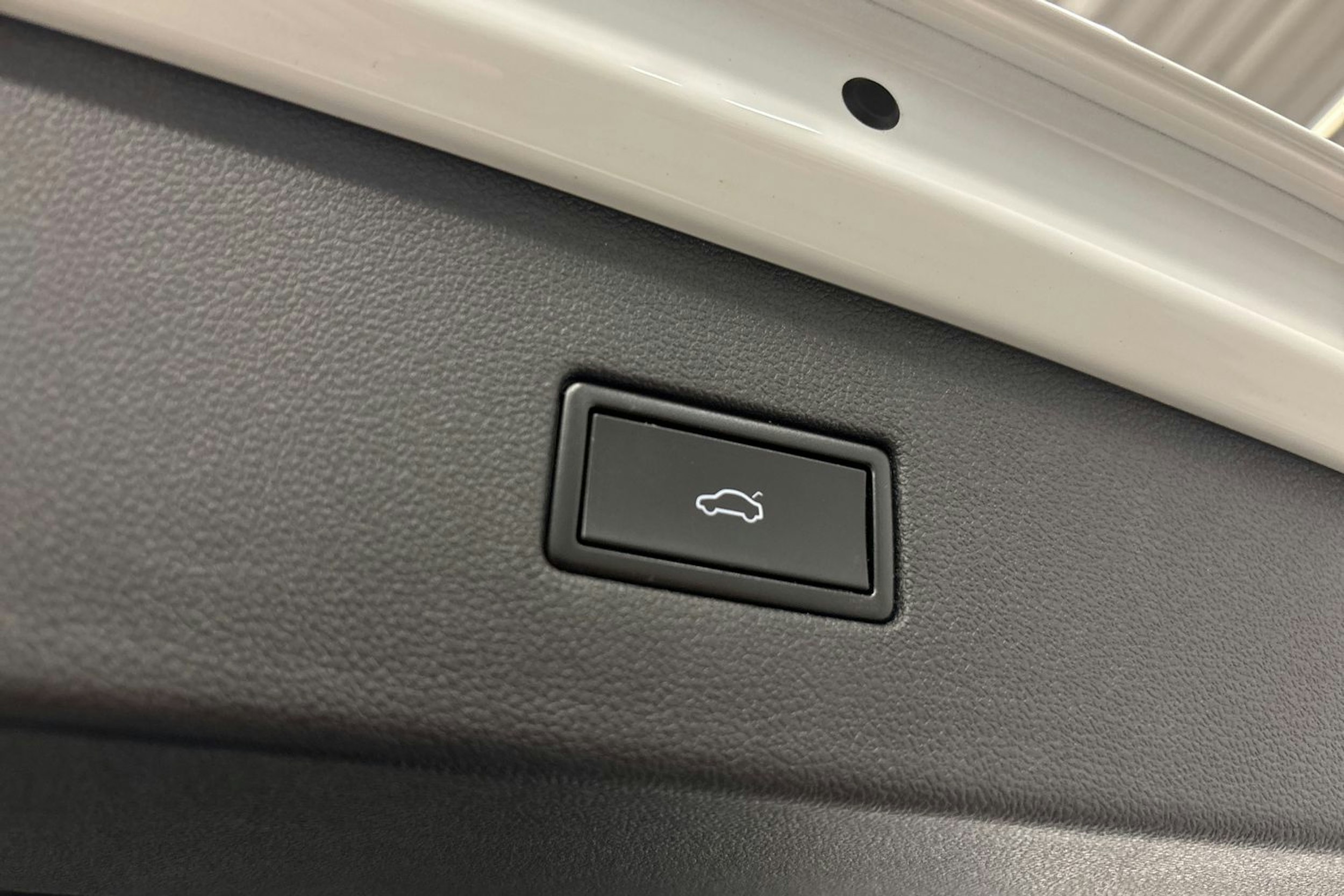 valkoinen Volkswagen Tiguan Allspace 2020 kuva 19.