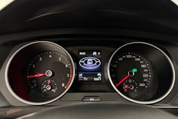valkoinen Volkswagen Tiguan Allspace 2020 kuva 20.