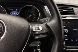 valkoinen Volkswagen Tiguan Allspace 2020 kuva 23.