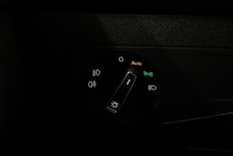 valkoinen Volkswagen Tiguan Allspace 2020 kuva 25.
