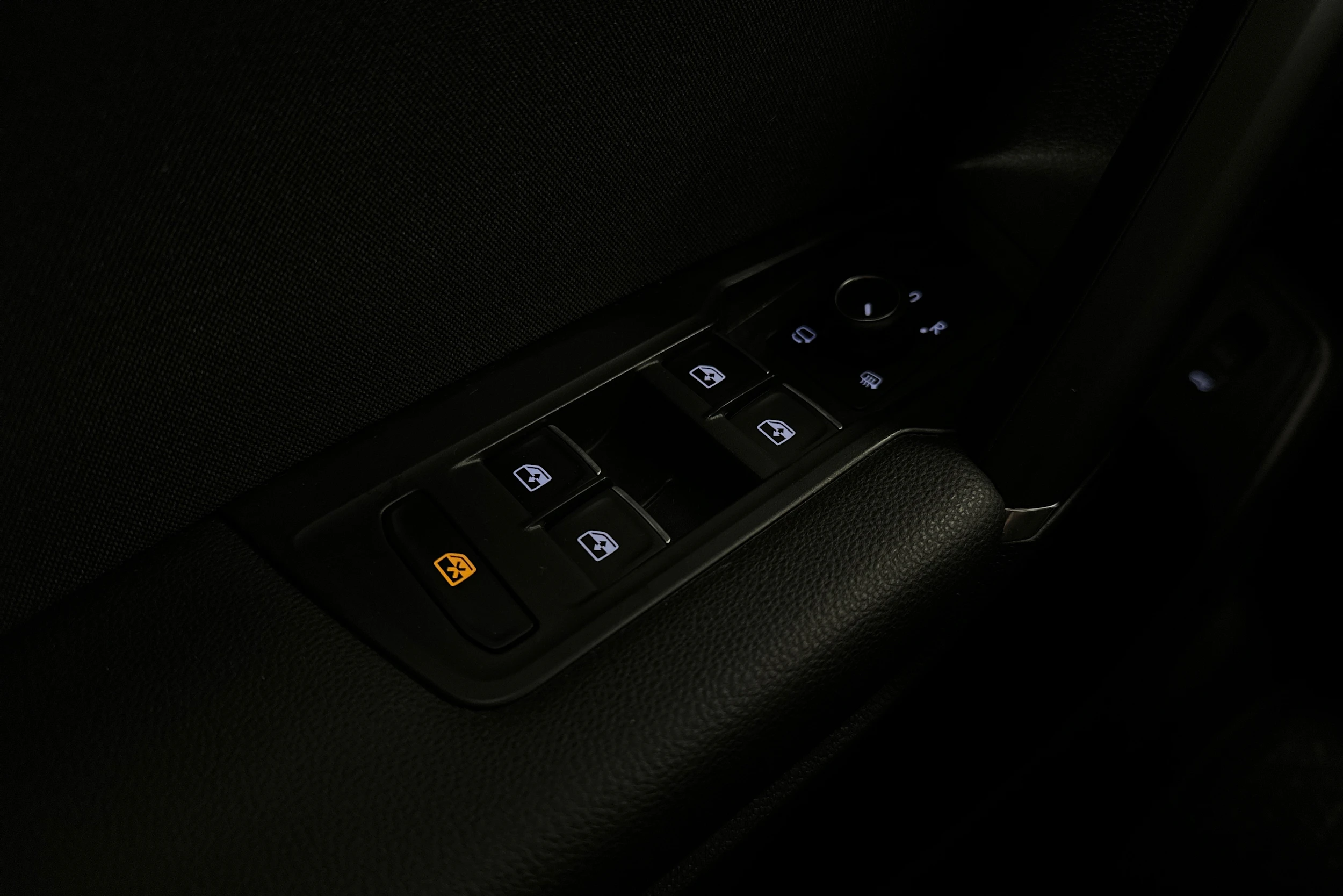 Sininen Volkswagen Tiguan Allspace 2020 kuva 14.