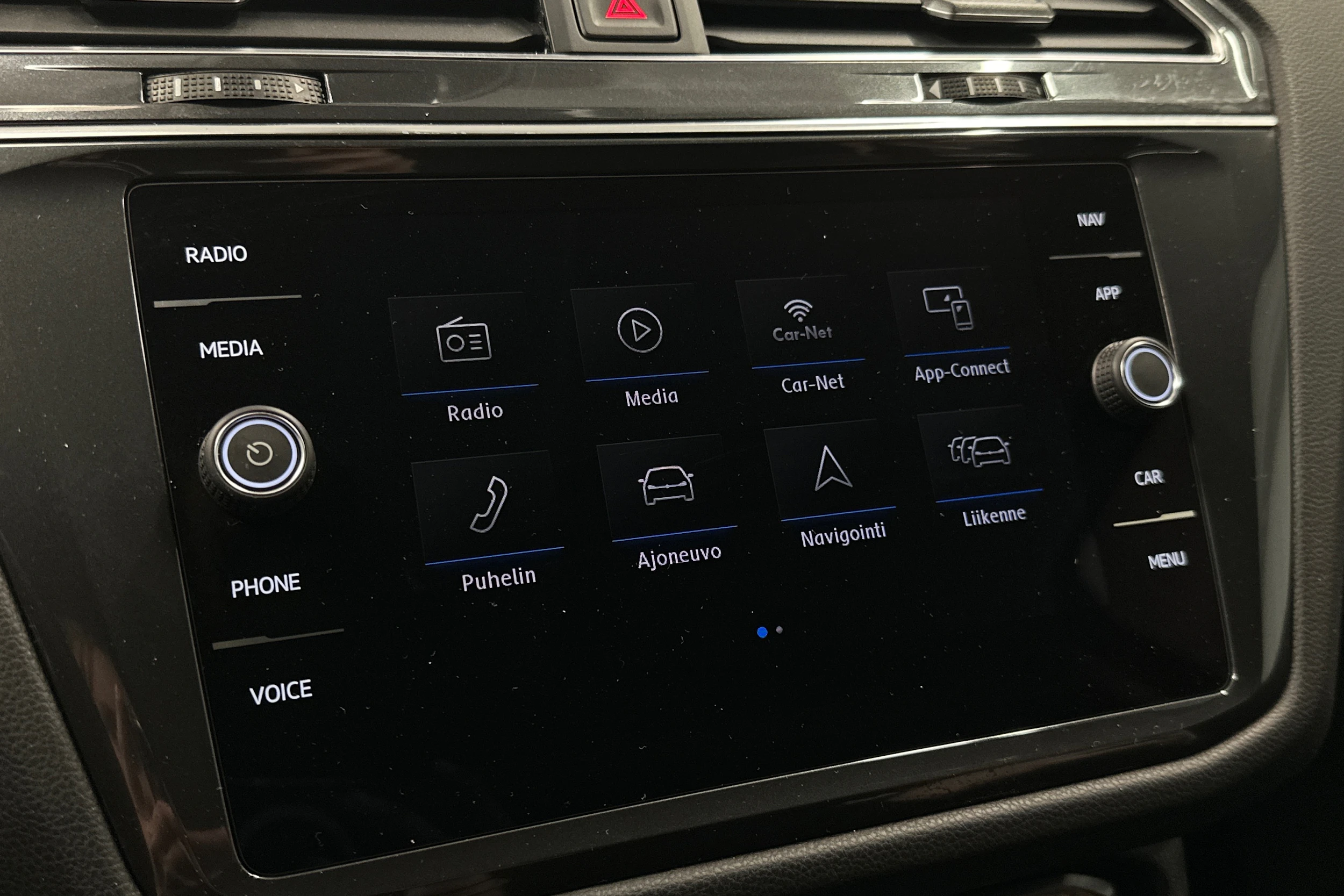 Sininen Volkswagen Tiguan Allspace 2020 kuva 16.