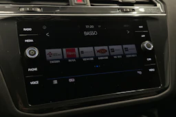 Sininen Volkswagen Tiguan Allspace 2020 kuva 17.