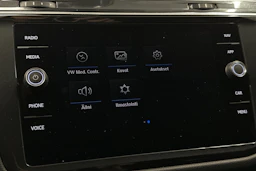 Sininen Volkswagen Tiguan Allspace 2020 kuva 24.