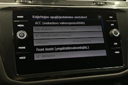Sininen Volkswagen Tiguan Allspace 2020 kuva 26.