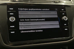 Sininen Volkswagen Tiguan Allspace 2020 kuva 27.
