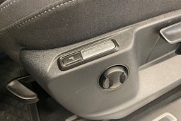 Valkoinen Volkswagen Tiguan Allspace 2020 kuva 19.