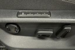 musta Volkswagen Tiguan Allspace 2021 kuva 17.